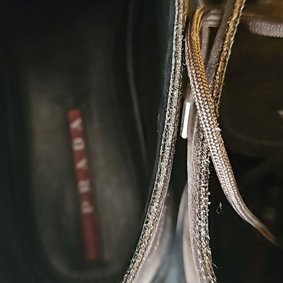 Men's Vintage Wingtip Prada desert boots. - Picture 4 of 4